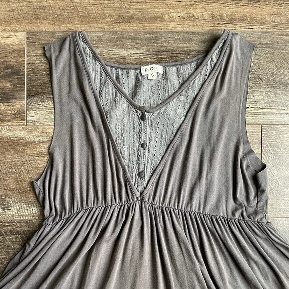 POL Button Front Sleeveless Raw Hem Racerback Top Grey Small - Picture 2 of 10